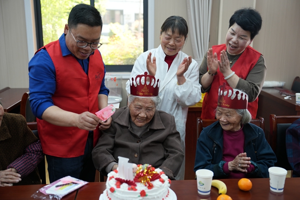 2024.3.29新河口村老年人生日会